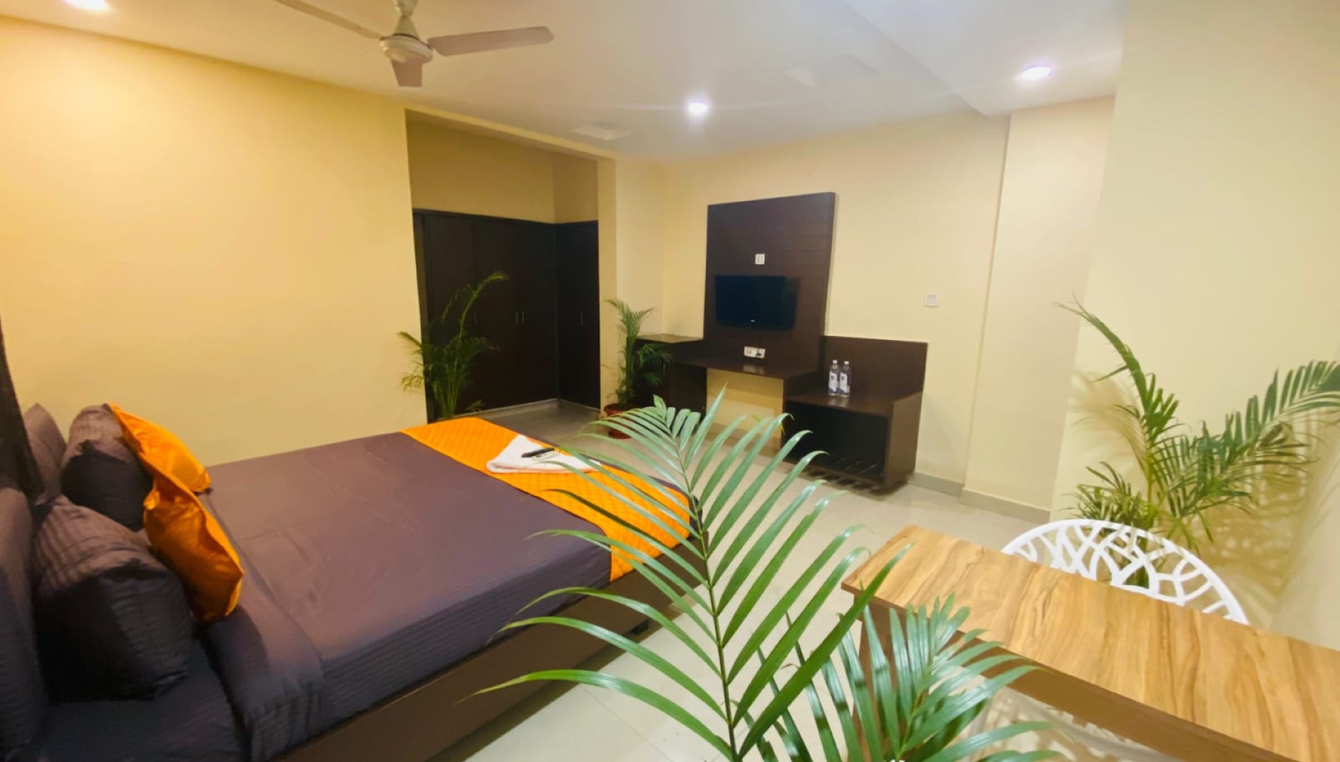 KP Suites - Boutique Hotels